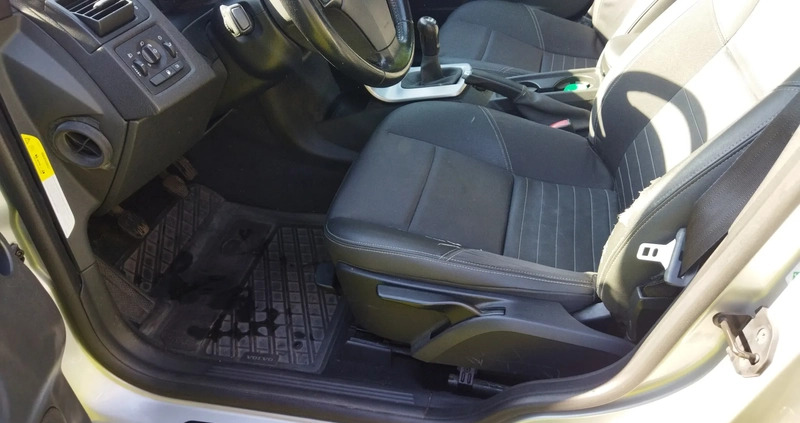 Volvo V50 cena 13000 przebieg: 300000, rok produkcji 2005 z Blachownia małe 137